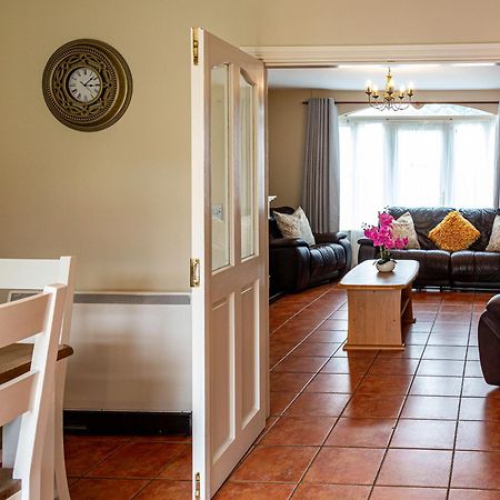 Kerry Holiday Homes At The Killarney Holiday Village Ngoại thất bức ảnh