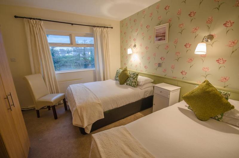 Kerry Holiday Homes At The Killarney Holiday Village Ngoại thất bức ảnh